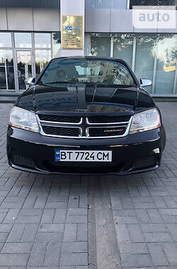 Седан Dodge Avenger 2013 в Херсоне