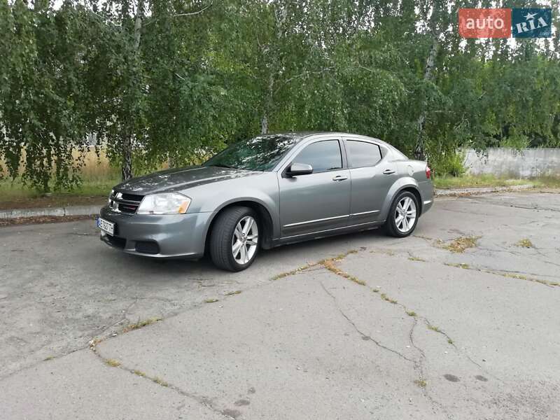Седан Dodge Avenger 2012 в Днепре