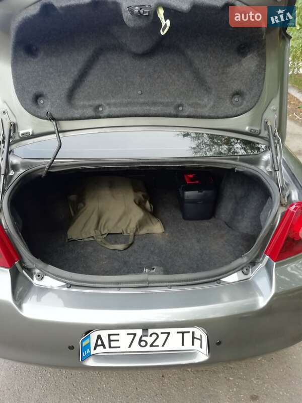 Седан Dodge Avenger 2012 в Днепре