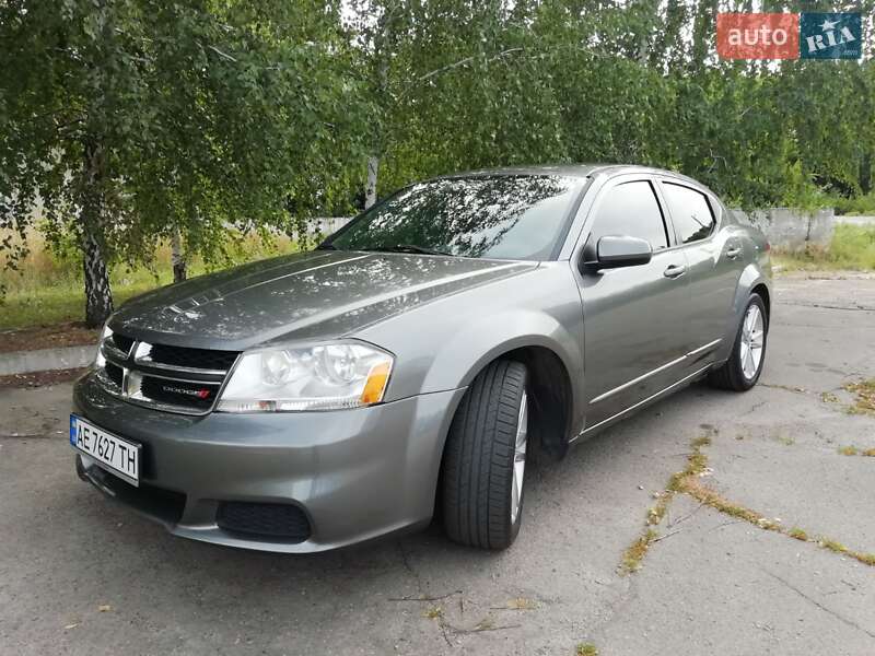 Седан Dodge Avenger 2012 в Днепре