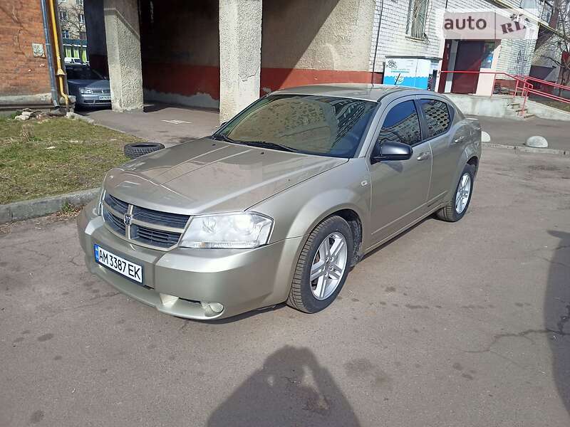 Седан Dodge Avenger 2008 в Житомире