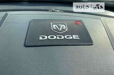 Седан Dodge Avenger 2008 в Долине