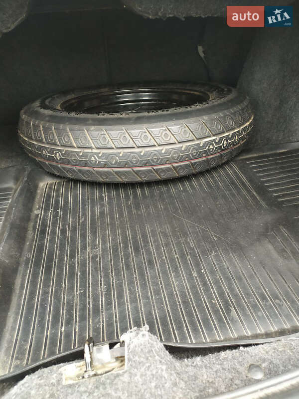 Седан Dodge Avenger 2008 в Чернігові