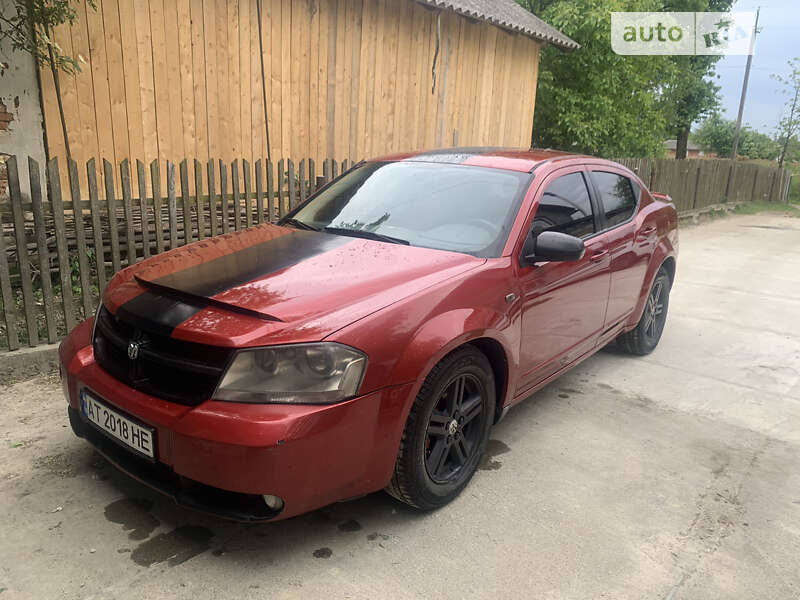 Седан Dodge Avenger 2008 в Долине