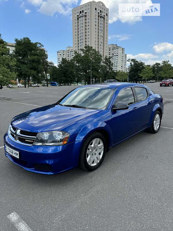 Седан Dodge Avenger 2013 в Киеве