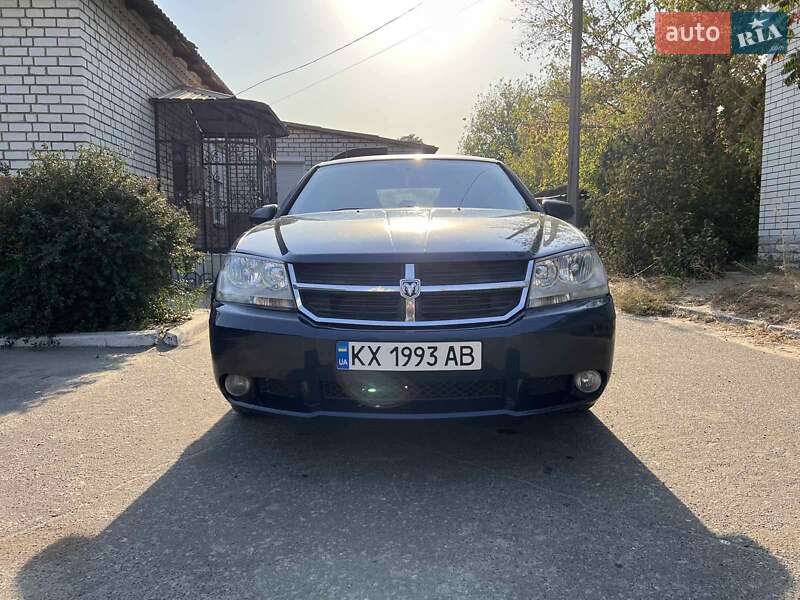 Седан Dodge Avenger 2008 в Изюме