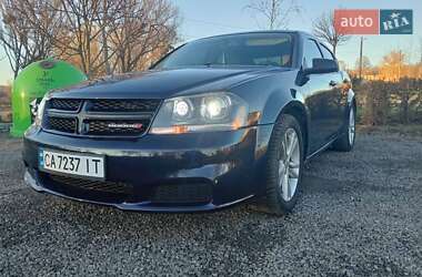 Седан Dodge Avenger 2014 в Умані