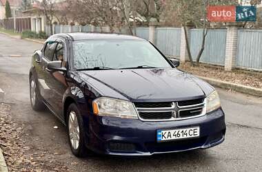 Седан Dodge Avenger 2013 в 