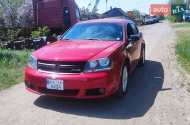 Седан Dodge Avenger 2012 в Кривом Роге