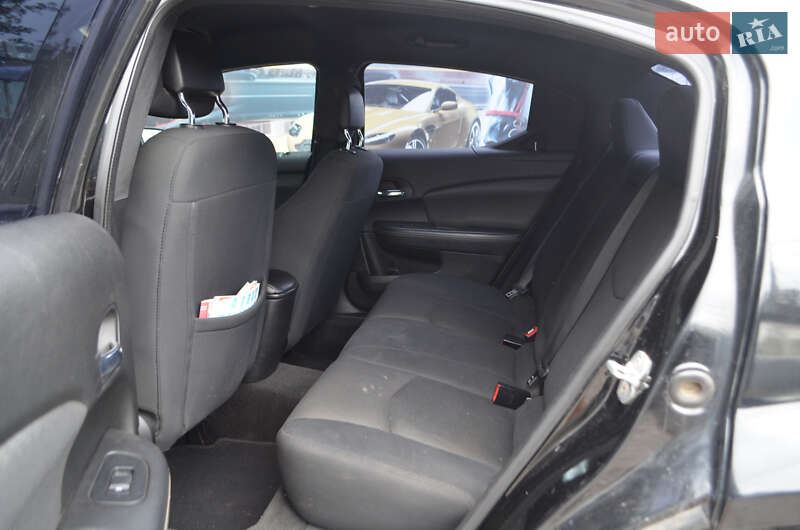 Седан Dodge Avenger 2012 в Киеве