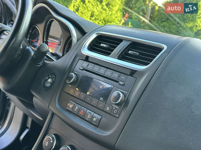 Седан Dodge Avenger 2014 в Одессе