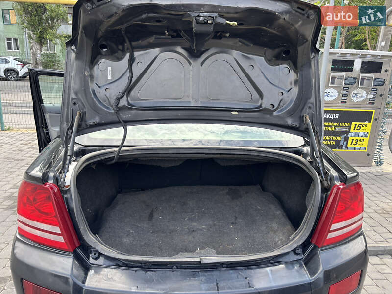 Седан Dodge Avenger 2008 в Запоріжжі