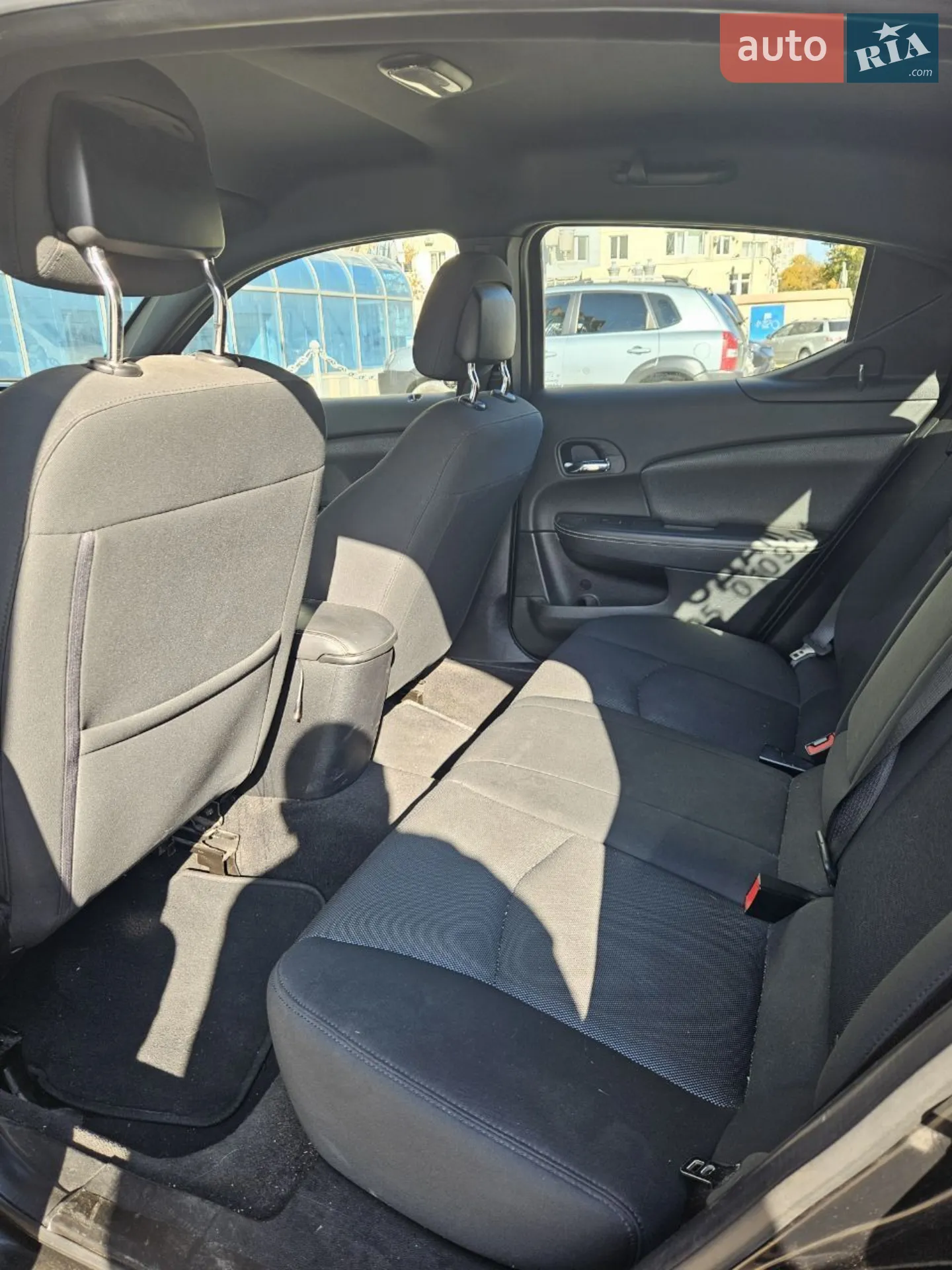 2012 Dodge Avenger - мініатюра 13