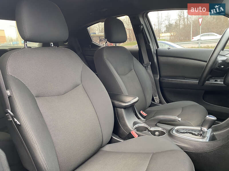 Седан Dodge Avenger 2012 в Полтаве фото 20 Седан Dodge Avenger 2012 в Полтаве