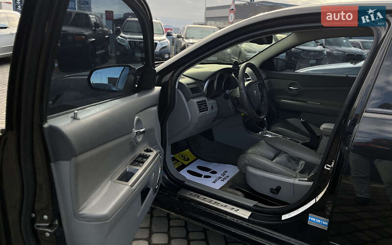 Седан Dodge Avenger 2008 в Мукачевому