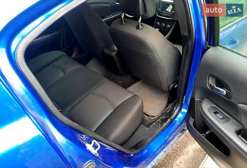 Седан Dodge Avenger 2013 в Черкассах фото 7 Седан Dodge Avenger 2013 в Черкассах