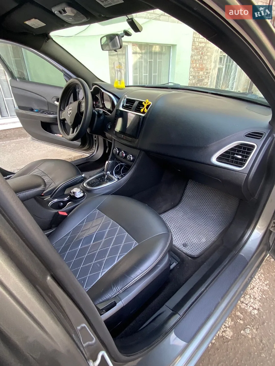 2012 Dodge Avenger - мініатюра 9