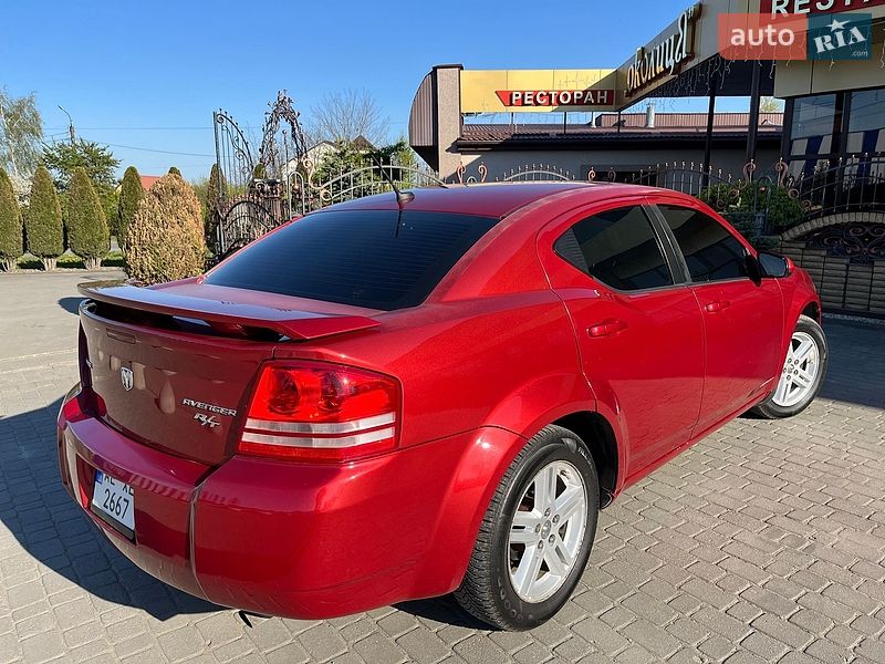 Седан Dodge Avenger 2010 в Шепетовке