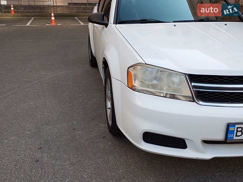 Седан Dodge Avenger 2012 в Киеве фото 3 Седан Dodge Avenger 2012 в Киеве