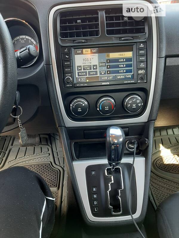 Універсал Dodge Caliber 2010 в Броварах