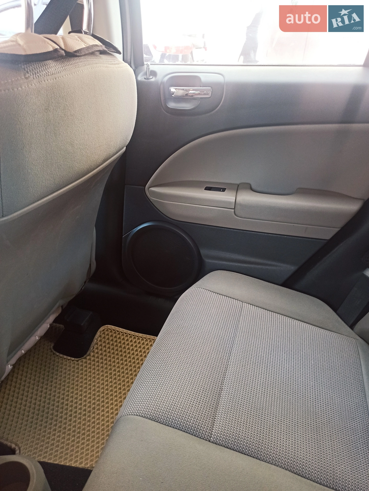 2011 Dodge Caliber - мініатюра 9