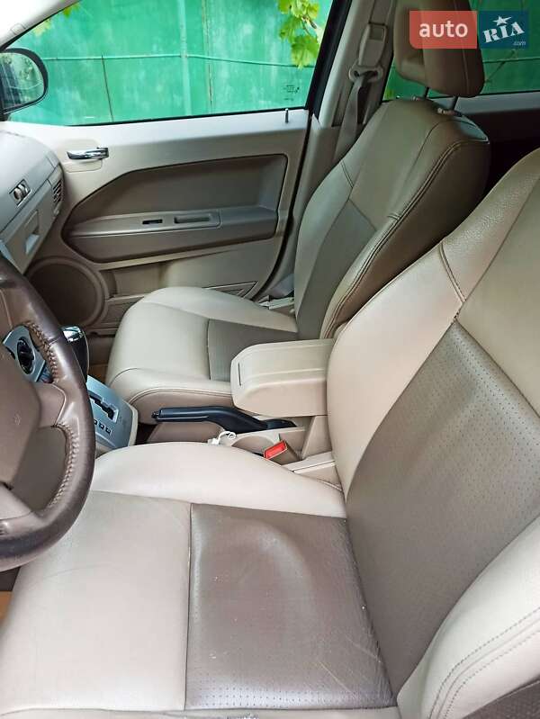 Позашляховик / Кросовер Dodge Caliber 2008 в Білгороді-Дністровському