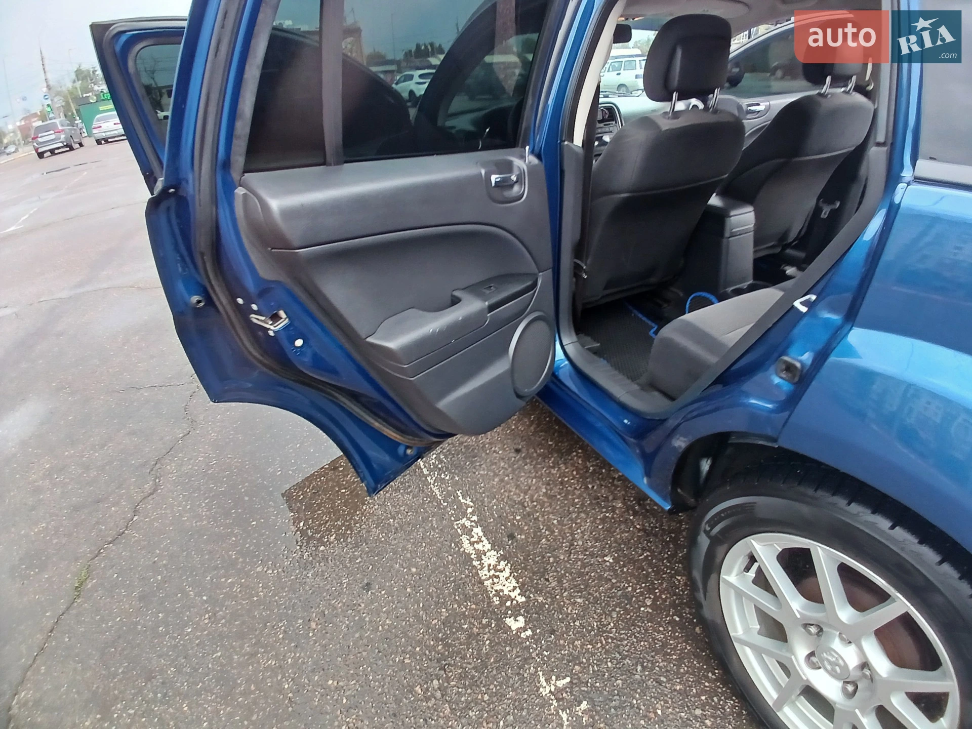 2010 Dodge Caliber - мініатюра 9