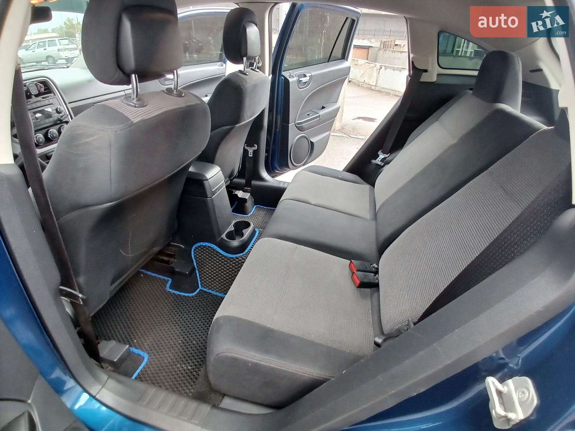 2010 Dodge Caliber - мініатюра 12