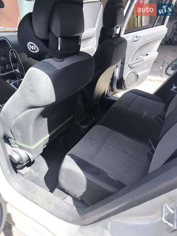 Позашляховик / Кросовер Dodge Caliber 2009 в Києві