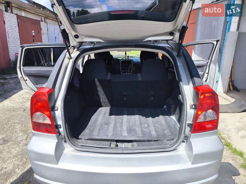 Позашляховик / Кросовер Dodge Caliber 2009 в Києві