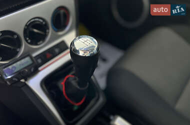 Позашляховик / Кросовер Dodge Caliber 2010 в 