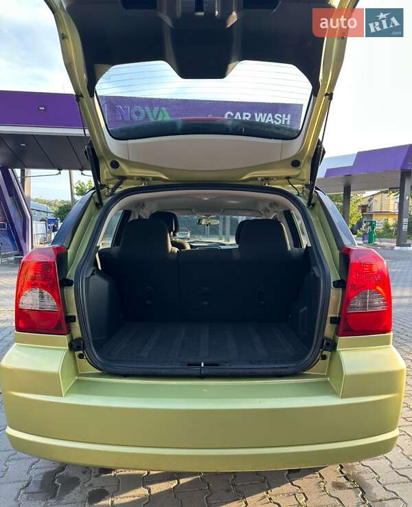 Хэтчбек Dodge Caliber 2010 в Черновцах