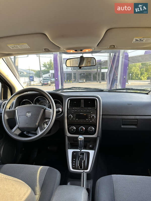 Хэтчбек Dodge Caliber 2010 в Черновцах