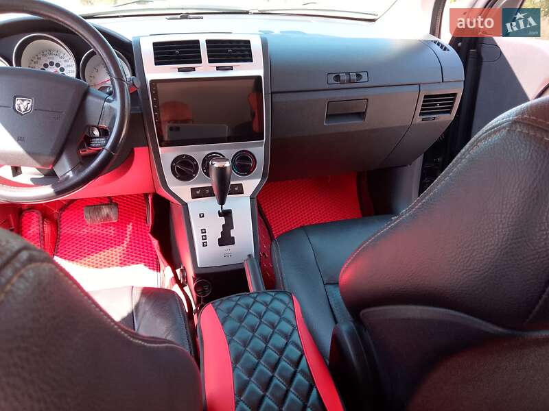 Внедорожник / Кроссовер Dodge Caliber 2008 в Новояворовске