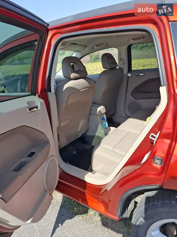 Позашляховик / Кросовер Dodge Caliber 2008 в Ватутіному фото 10 Позашляховик / Кросовер Dodge Caliber 2008 в Ватутіному
