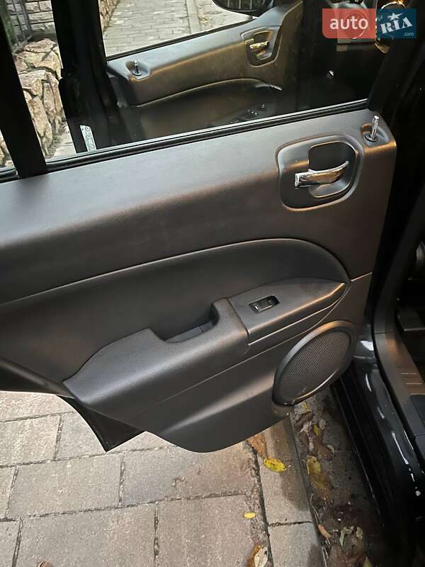 Внедорожник / Кроссовер Dodge Caliber 2011 в Киеве фото 15 Внедорожник / Кроссовер Dodge Caliber 2011 в Киеве