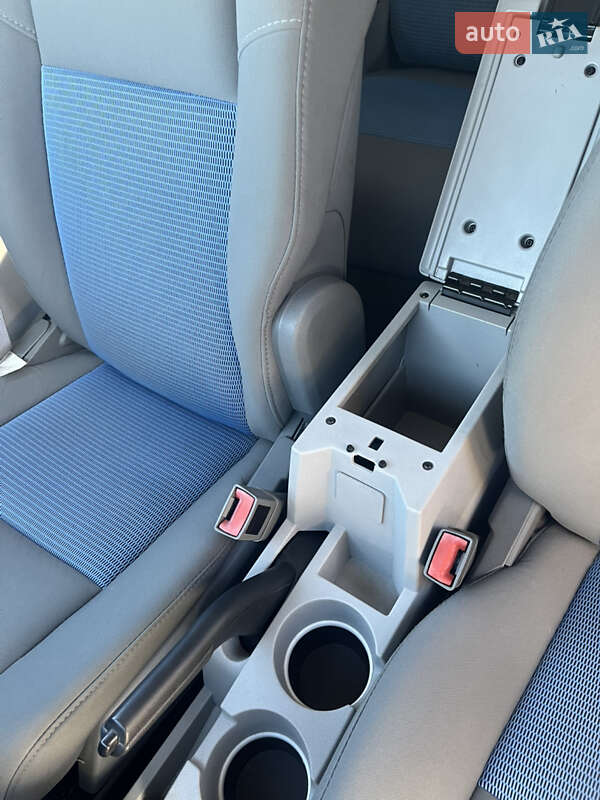 Внедорожник / Кроссовер Dodge Caliber 2006 в Харькове фото 3 Внедорожник / Кроссовер Dodge Caliber 2006 в Харькове