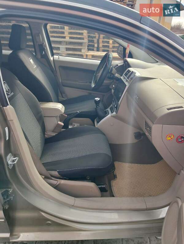 Позашляховик / Кросовер Dodge Caliber 2008 в Івано-Франківську фото 3 Позашляховик / Кросовер Dodge Caliber 2008 в Івано-Франківську
