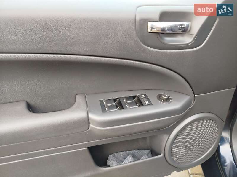 Внедорожник / Кроссовер Dodge Caliber 2011 в Черкассах