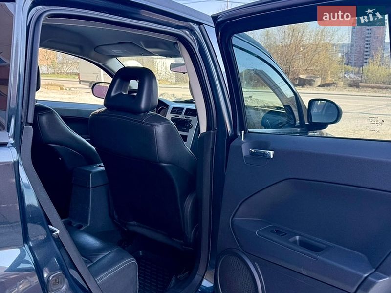 Позашляховик / Кросовер Dodge Caliber 2008 в Львові