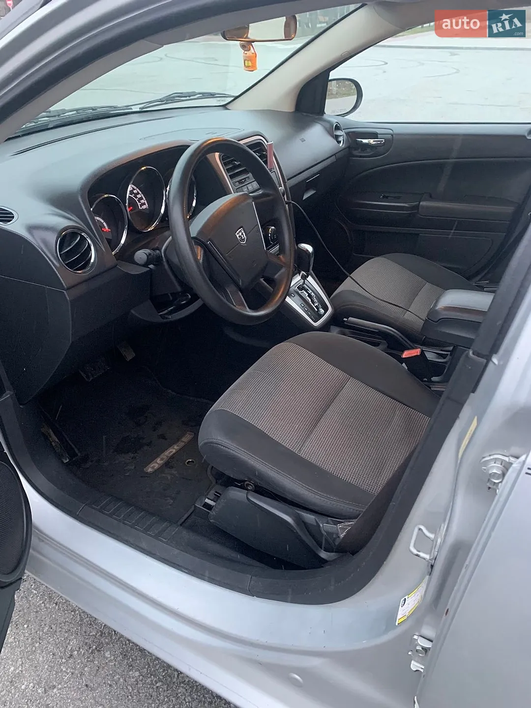 2010 Dodge Caliber - мініатюра 4