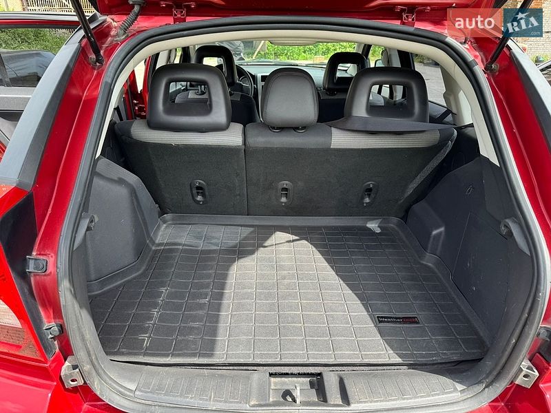 Позашляховик / Кросовер Dodge Caliber 2009 в Волочиську