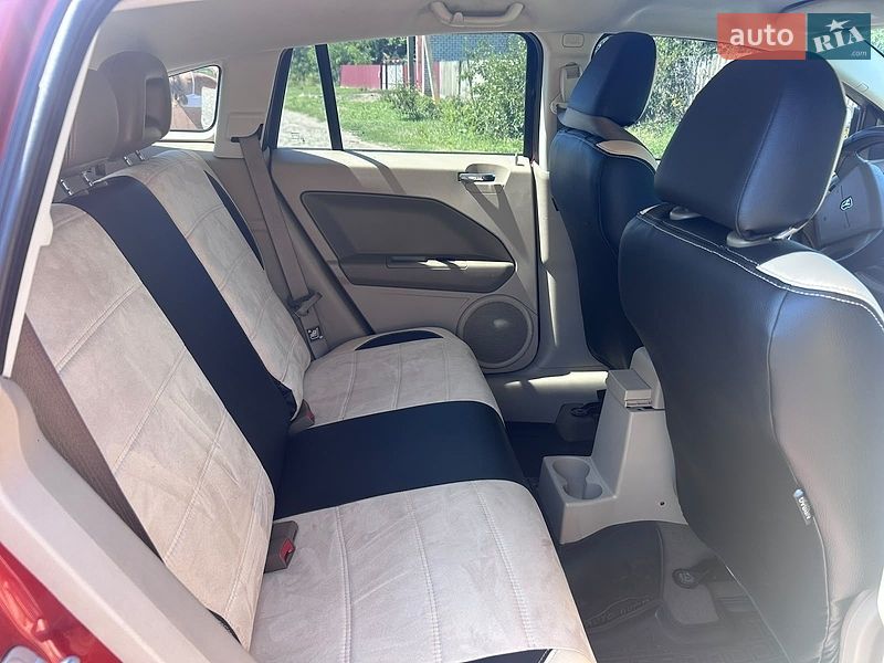 Позашляховик / Кросовер Dodge Caliber 2008 в Чорнобаї фото 16 Позашляховик / Кросовер Dodge Caliber 2008 в Чорнобаї