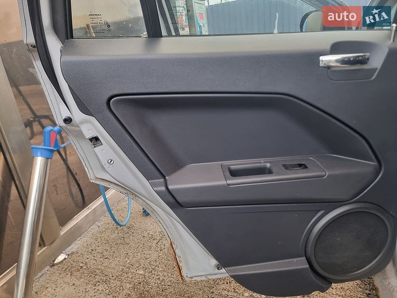 Позашляховик / Кросовер Dodge Caliber 2007 в Дніпрі