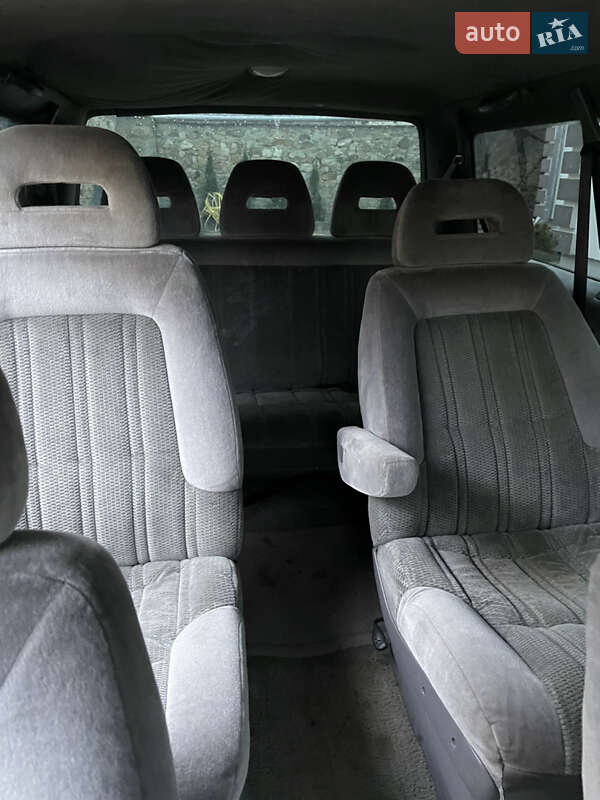 Минивэн Dodge Caravan 1994 в Бориславе