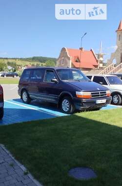 Минивэн Dodge Caravan 1994 в Теребовле