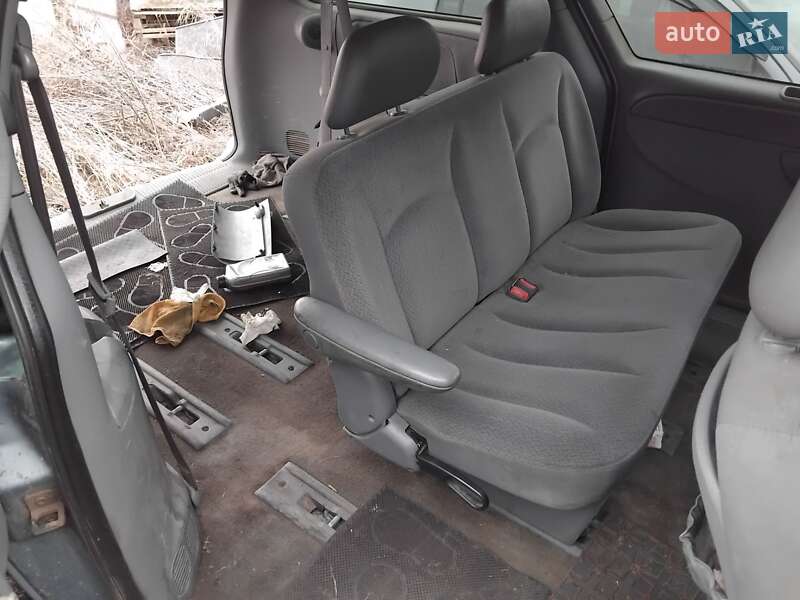 Минивэн Dodge Caravan 2006 в Житомире