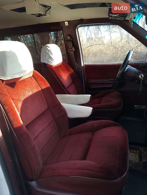 Мінівен Dodge Caravan 1990 в Житомирі фото 27 Мінівен Dodge Caravan 1990 в Житомирі