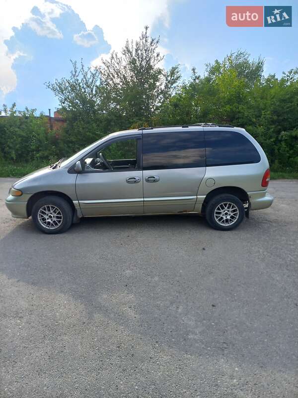 Минивэн Dodge Caravan 1996 в Дрогобыче фото 7 Минивэн Dodge Caravan 1996 в Дрогобыче