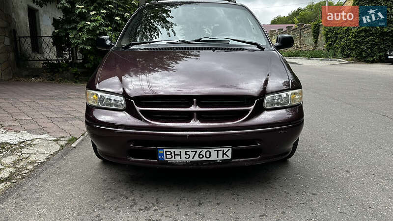 Мінівен Dodge Caravan 1996 в Одесі